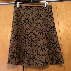 Embroidered lined skirt